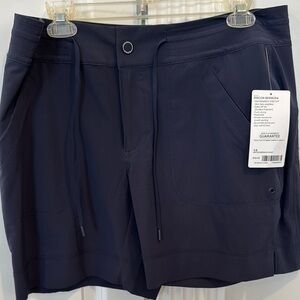 Athleta Rincon Bermuda short. NWT